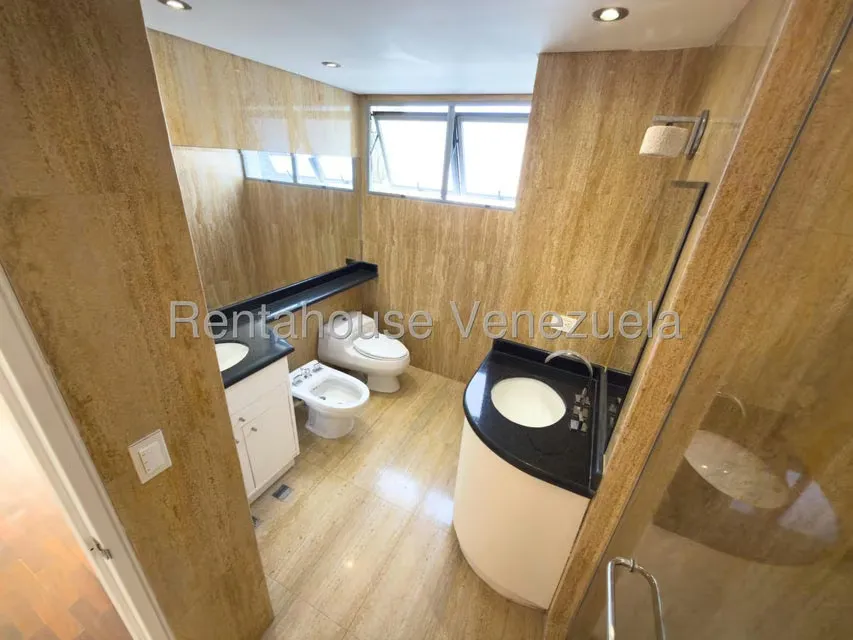 Apartamento (1 Nivel) en Venta en Lomas de Las Mercedes, Distrito Metropolitano - 17