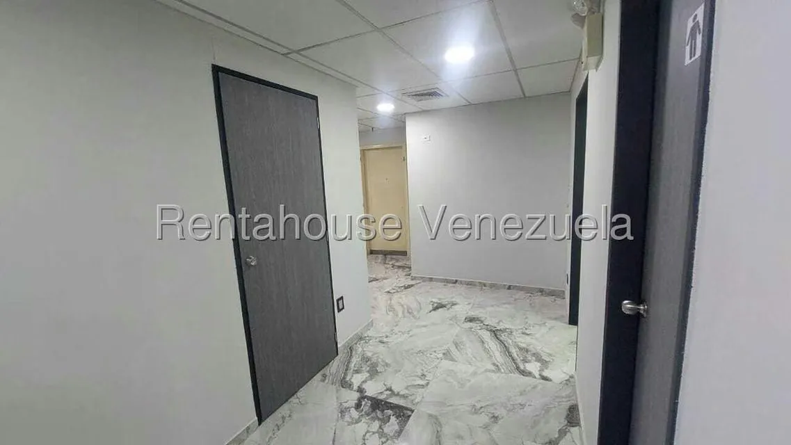 Local Comercial en Alquiler en Parroquia Santa Teresa, Distrito Metropolitano - 6
