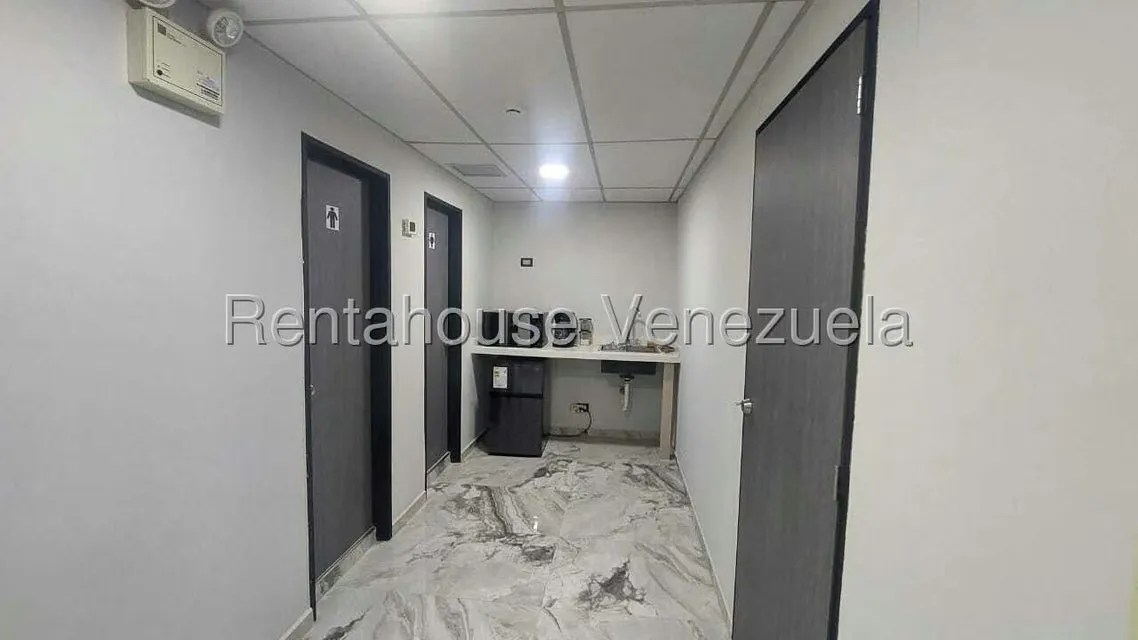 Local Comercial en Alquiler en Parroquia Santa Teresa, Distrito Metropolitano - 8