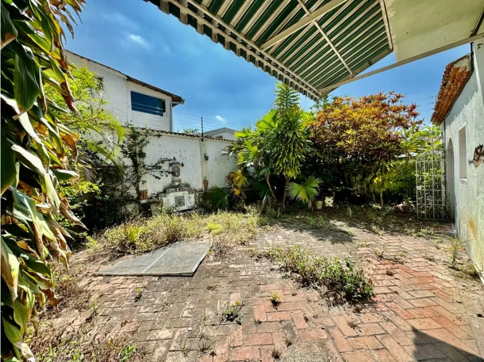 Se vende casa 550m2 Altamira - 6