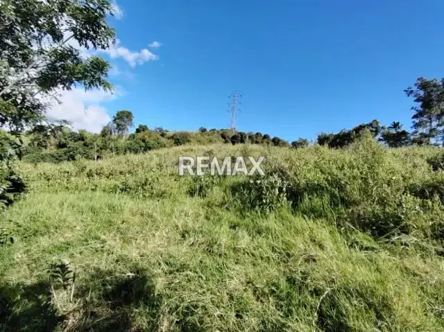 TERRENO EN LA LAJA