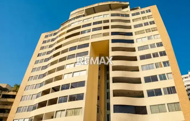 Se Vende Apartamento en Sevilla Real con planta 100%
