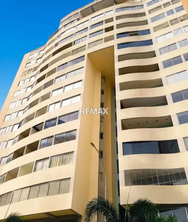 Se Vende Apartamento en Sevilla Real con planta 100% - 2