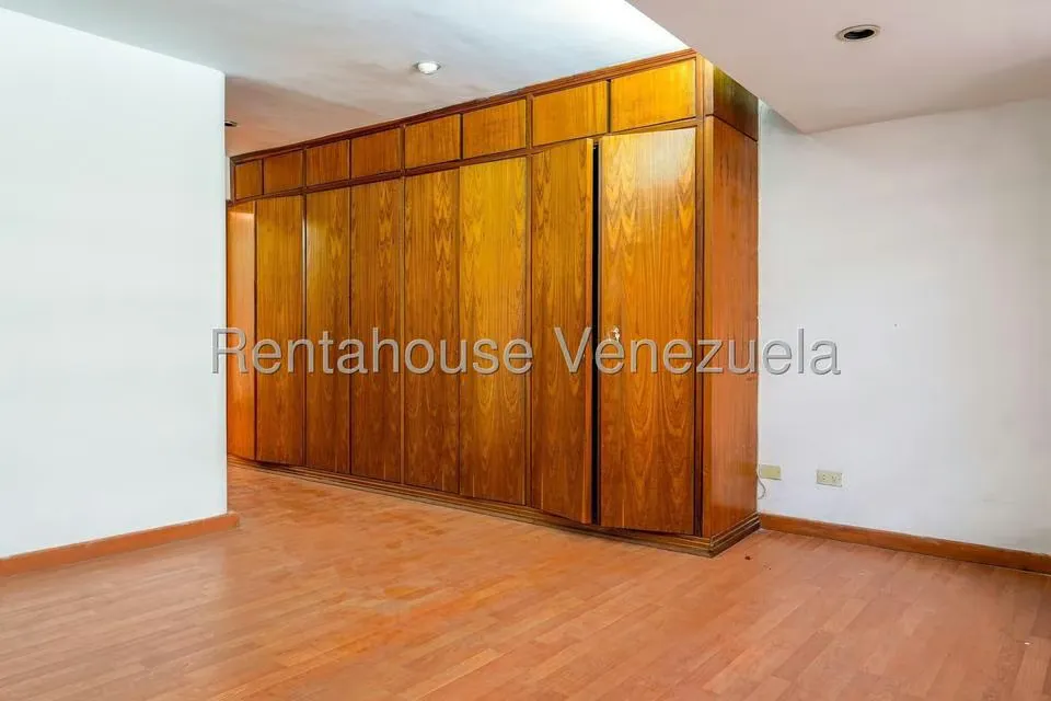 Apartamento (1 Nivel) en Venta en Sebucan, Distrito Metropolitano - 24