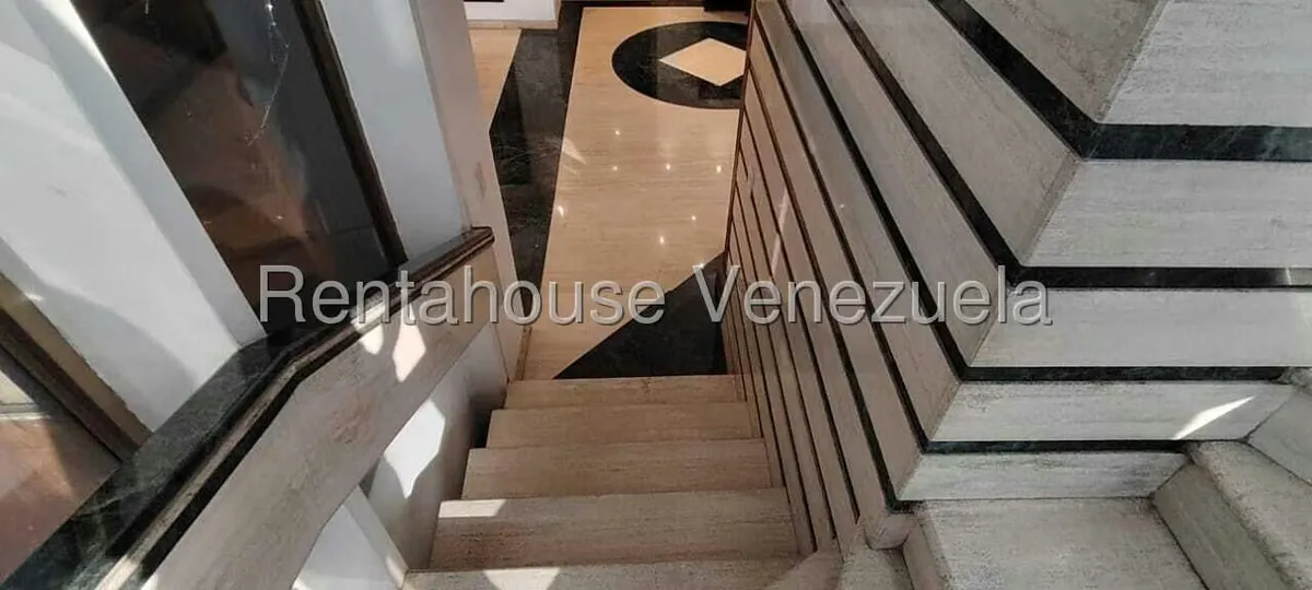 Apartamento (Penthouse) en Venta en La Florida, Distrito Metropolitano - 26