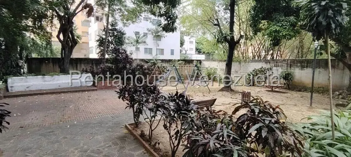 Apartamento (Penthouse) en Venta en La Florida, Distrito Metropolitano - 52