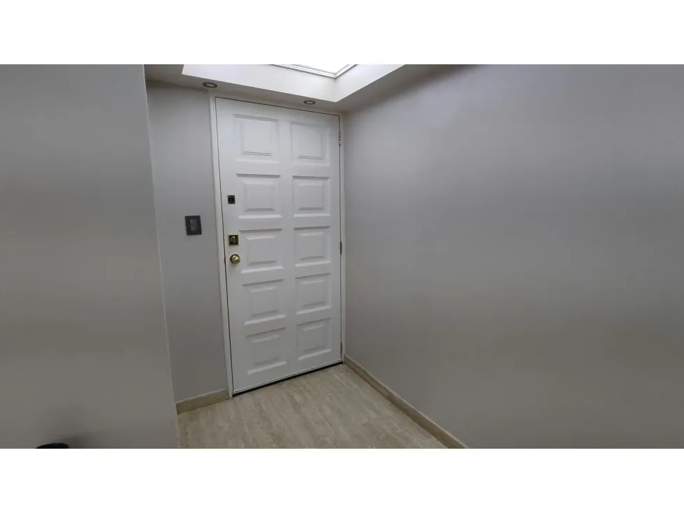 COLINAS DE LA TAHONA PB 284 M2, 4 HAB, 3 1/2 BAÑOS y 2 P/E - 2