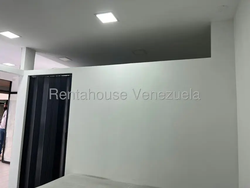 Local Comercial en Alquiler en Centro, Lara - 13