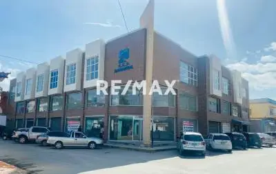 Local Comercial en Venta, Obra Gris, C.C.P Manantial