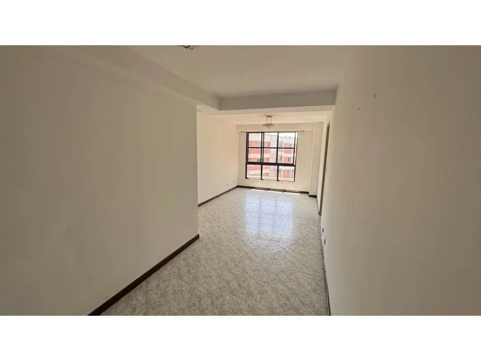 Se vende apartamento 152m2 Urb. Miranda 7094 - 12