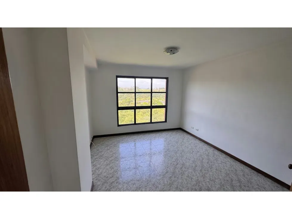 Se vende apartamento 152m2 Urb. Miranda 7094 - 14