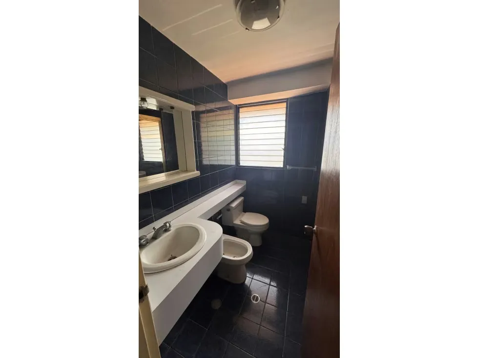 Se vende apartamento 152m2 Urb. Miranda 7094 - 17