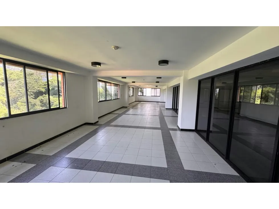 Se vende apartamento 152m2 Urb. Miranda 7094 - 20