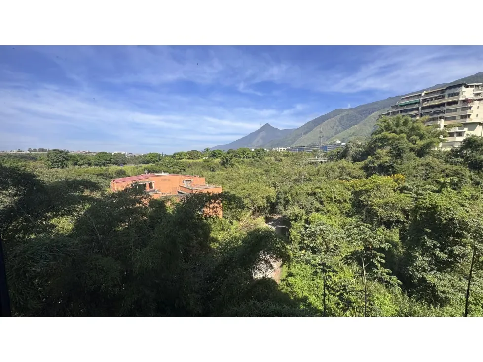Se vende apartamento 152m2 Urb. Miranda 7094 - 7