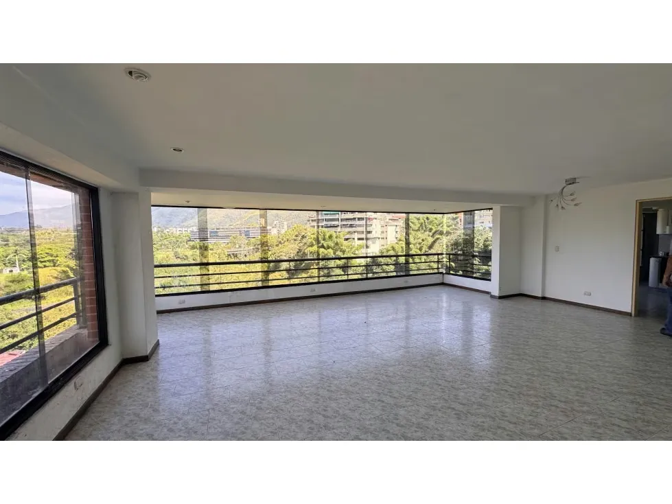 Se vende apartamento 152m2 Urb. Miranda 7094 - 9