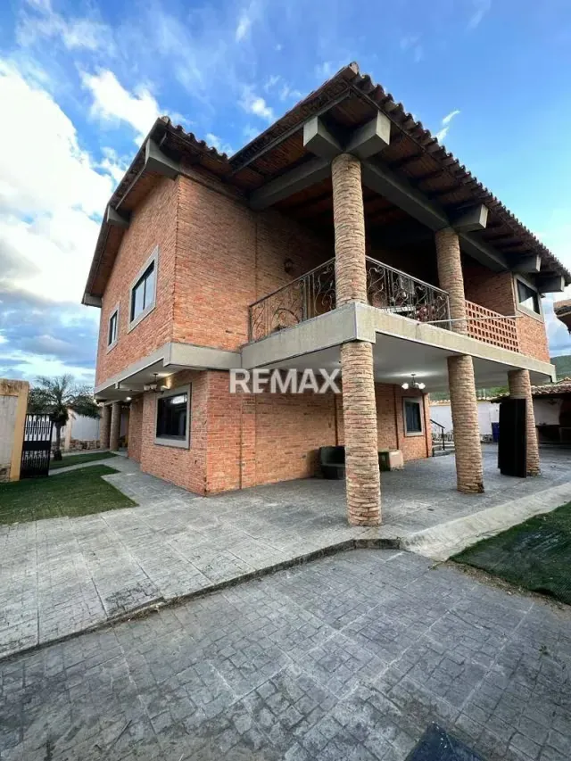 Venta de Casa ubicada en Urb. Chalet’s Country San Diego - 2