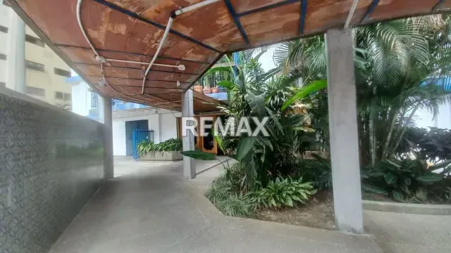 SE ALQUILA APARTAMENTO EN LOS PALOS GRANDES - 14
