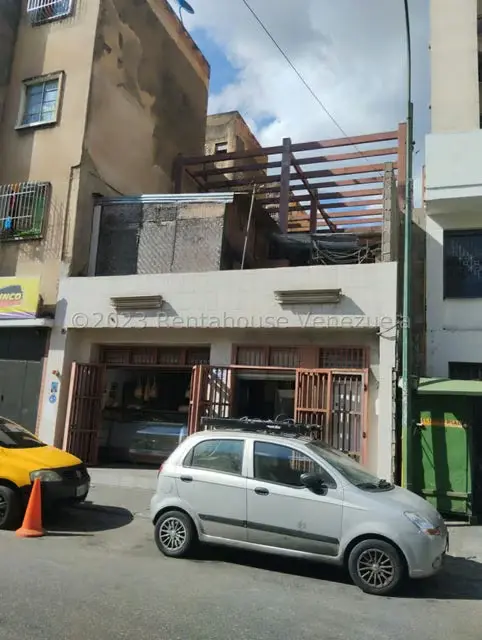 Casa (Duplex) en Venta en Parroquia Santa Rosalia, Distrito Metropolitano - 2