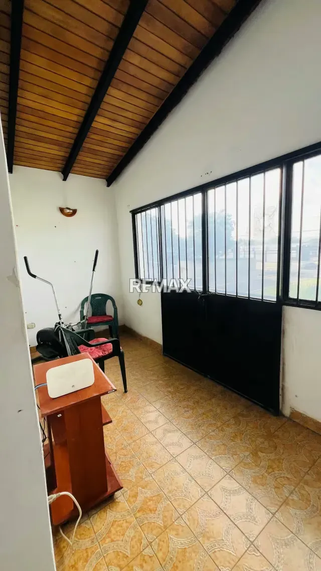 En venta casa en La Av. Teo Capriles, Urb. El Pilar, Araure - 20