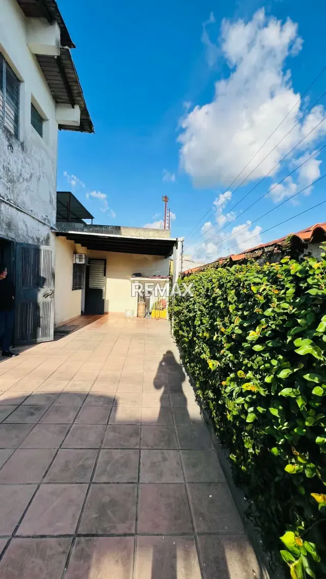 En venta casa en La Av. Teo Capriles, Urb. El Pilar, Araure - 4