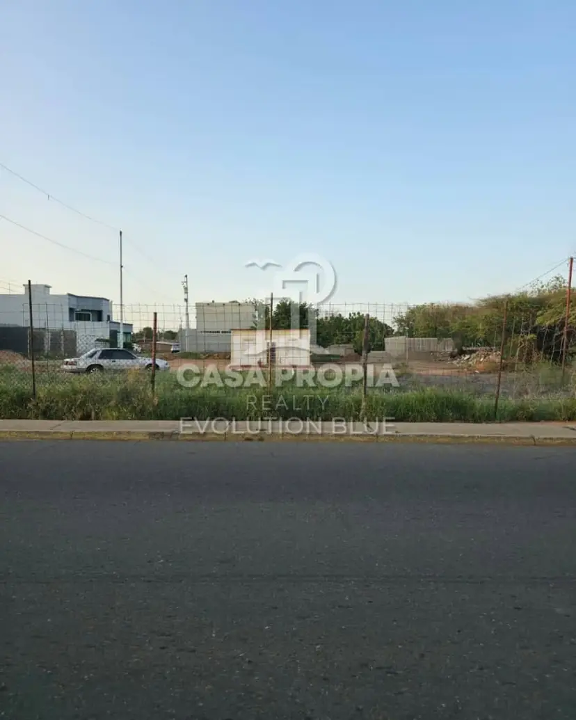 Terreno en via principal materno infantil san fco