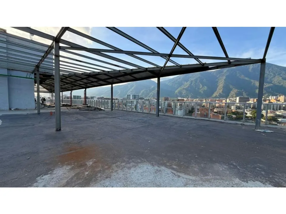 Se vende Local comercial 765m² Las Mercedes