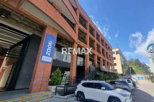 LOCAL COMERCIAL EN ALQUILER PLANTA BAJA PB-15 C.C. GALERIA LAS AMERICAS