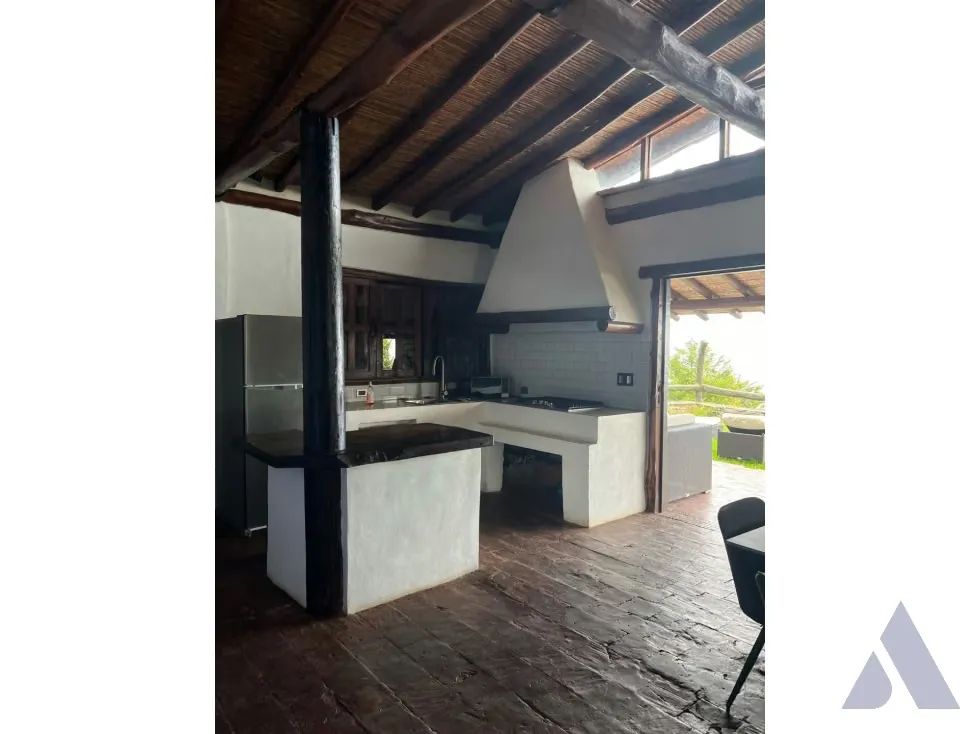 Vendo casa 120m2 Galipan 6175 - 8