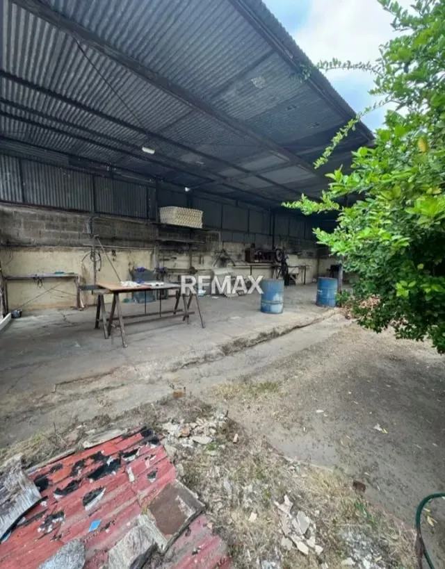 Se Vende Casa para uso comercial en Santa Rosa Valencia - 11