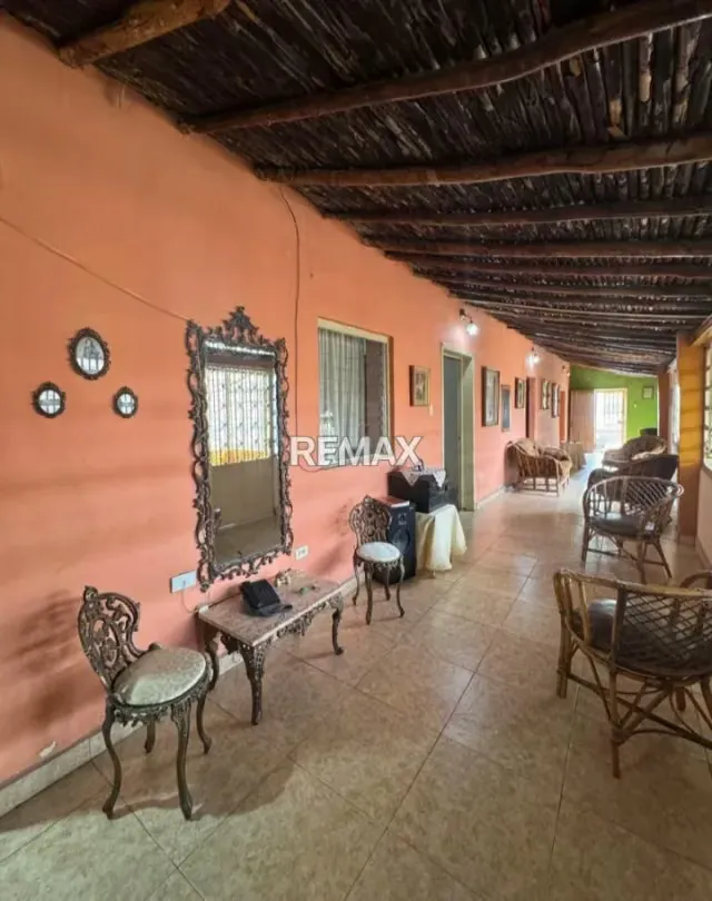 Se Vende Casa para uso comercial en Santa Rosa Valencia - 5