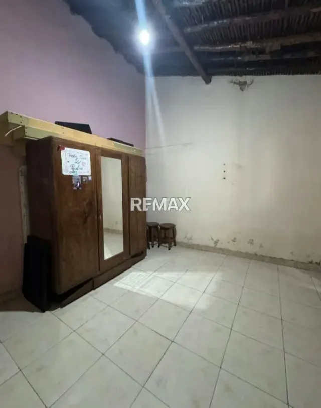 Se Vende Casa para uso comercial en Santa Rosa Valencia - 9