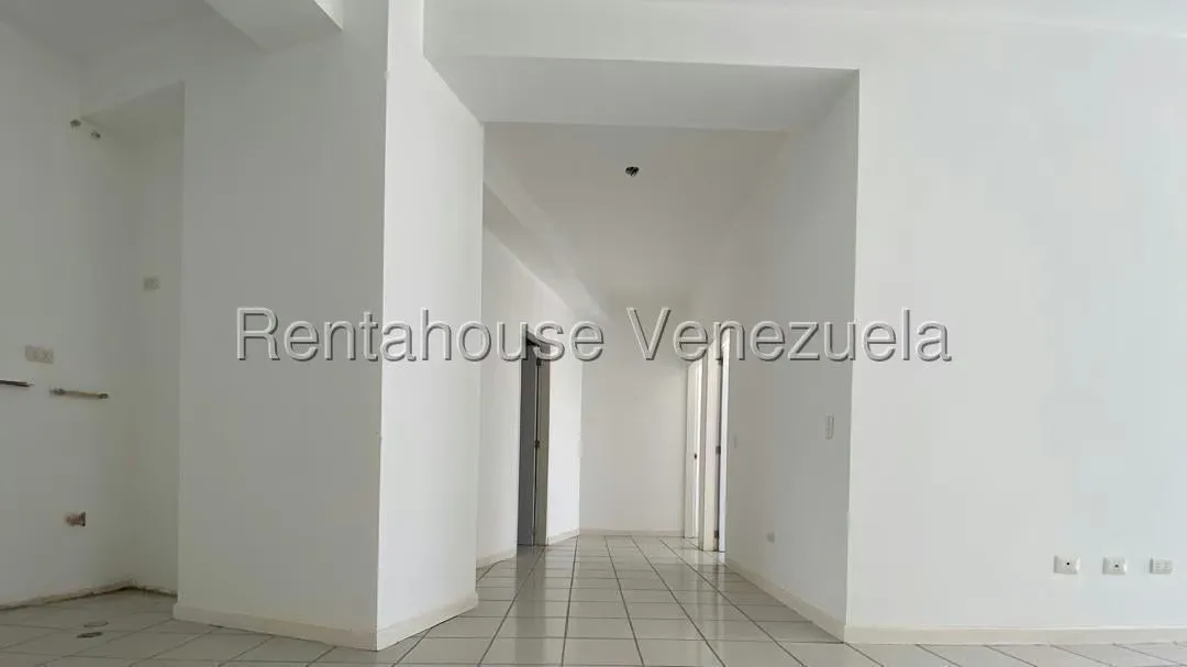 Apartamento (1 Nivel) en Venta en Agua Sal, Miranda - 9