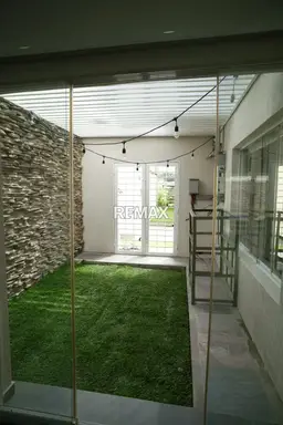 View 10