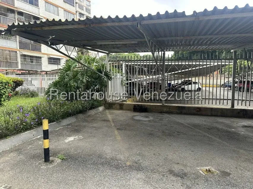 Apartamento (1 Nivel) en Venta en Montalban I, Distrito Metropolitano - 33