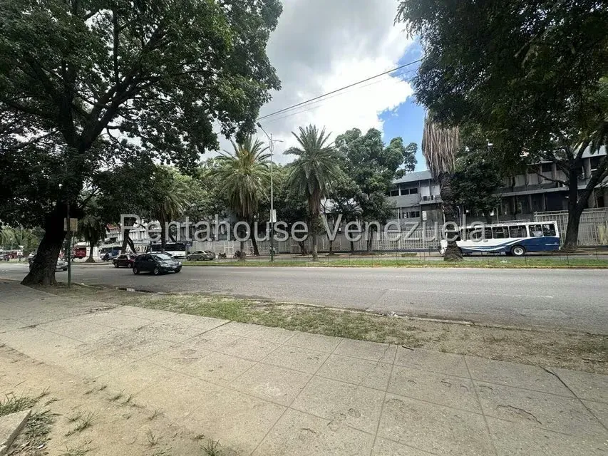 Apartamento (1 Nivel) en Venta en Montalban I, Distrito Metropolitano - 36