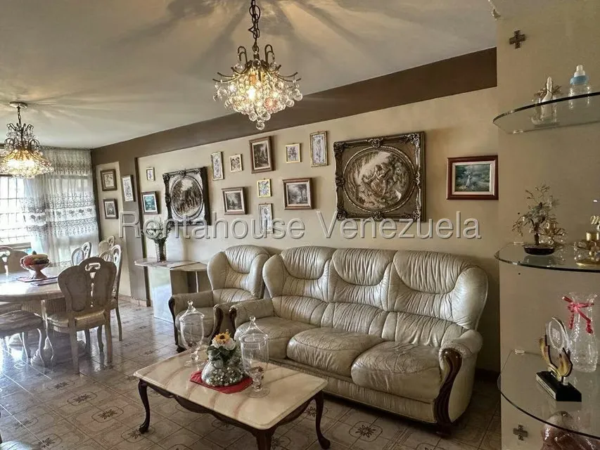 Apartamento (1 Nivel) en Venta en Montalban I, Distrito Metropolitano - 5