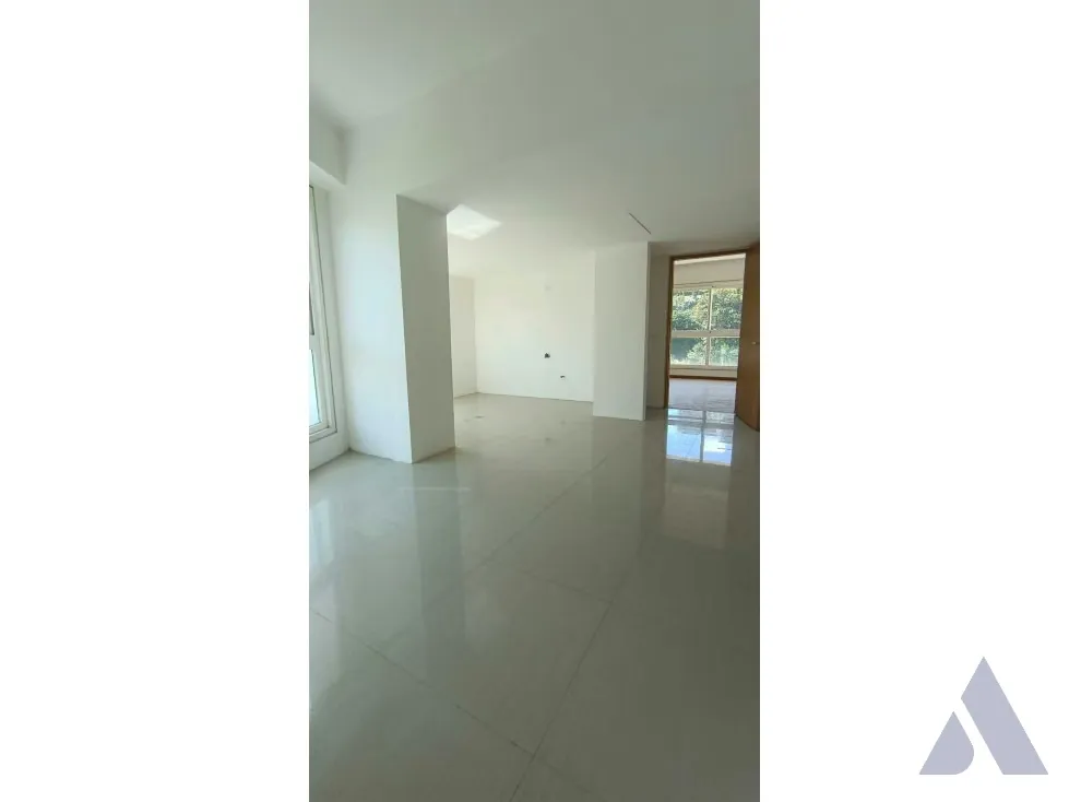 Vendo Ph duplex 354m2 Lomas de Las Mercedes 5334 - 23