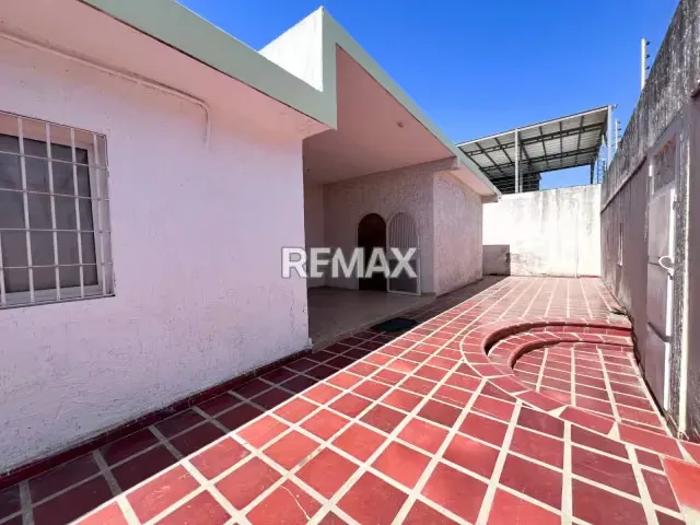 Casa comercial en venta en el Sector San Ramon, San Francisco - 3
