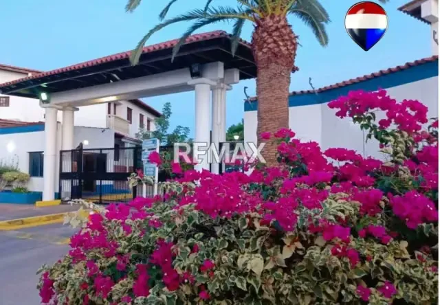 BELLO TOWNHOUSE EN VENTA SECTOR SAN LORENZO - 2