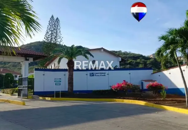 BELLO TOWNHOUSE EN VENTA SECTOR SAN LORENZO - 3