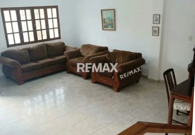 BELLO TOWNHOUSE EN VENTA SECTOR SAN LORENZO - 5