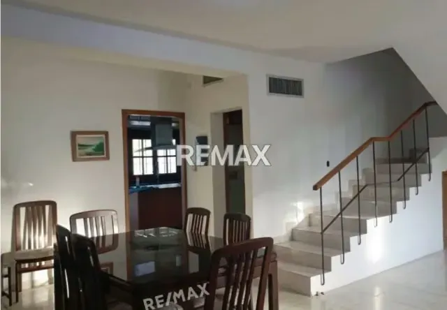 BELLO TOWNHOUSE EN VENTA SECTOR SAN LORENZO - 6