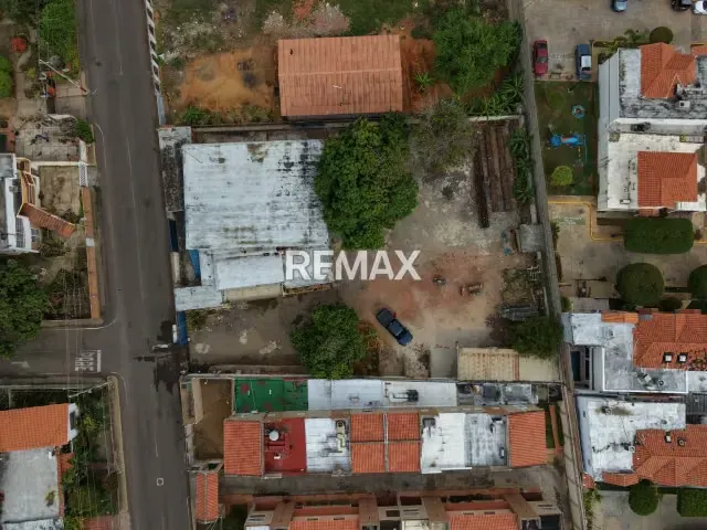 Alquiler de Locales Comerciales y Terreno en el Sector Canchancha entre Av 16 Goajira y Fuerzas Armadas cerca del CC SAMBIL Maracaibo Zulia - 10
