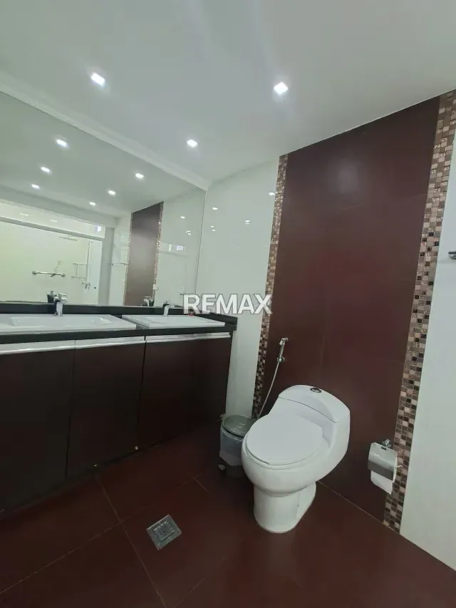 Hermoso Apartamento en Venta. Urb. Calicanto - 8