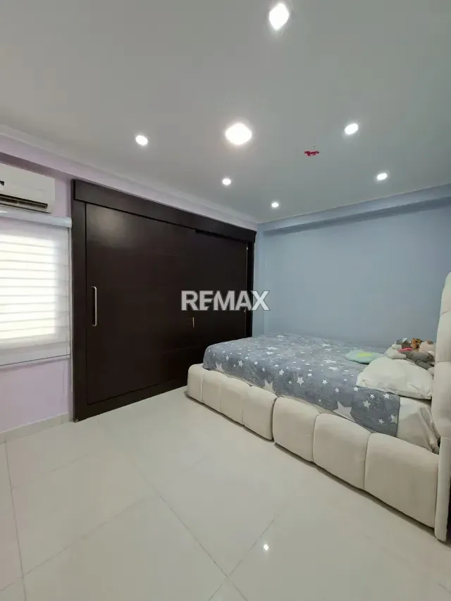 Hermoso Apartamento en Venta. Urb. Calicanto - 10