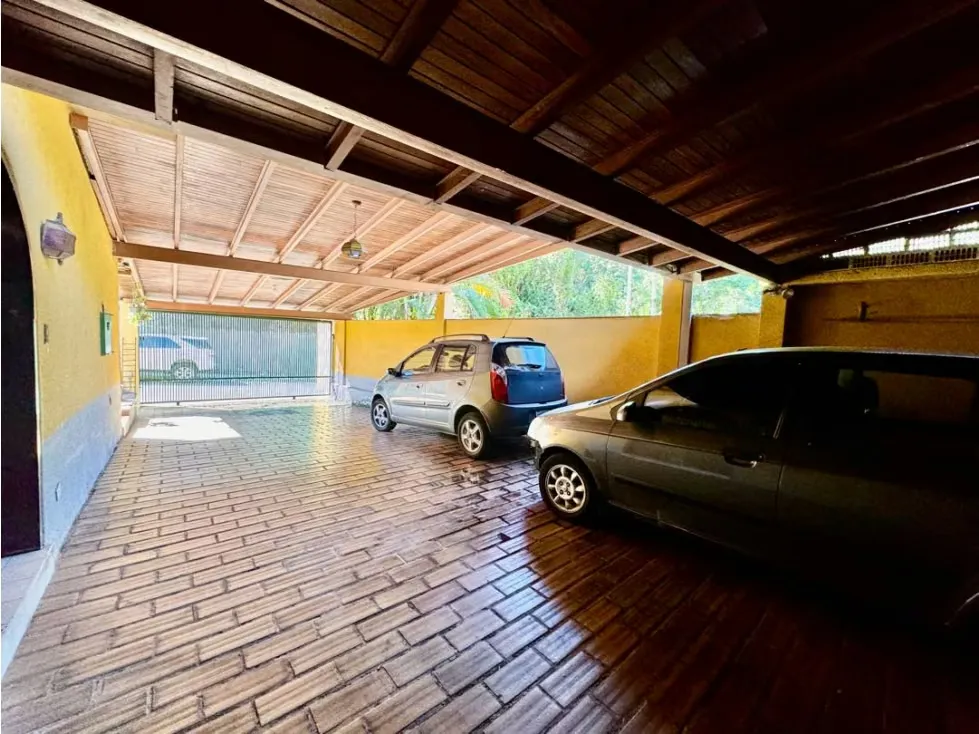 Se vende casa 1.450m2 9h/10b/9p Prados del Este - 19