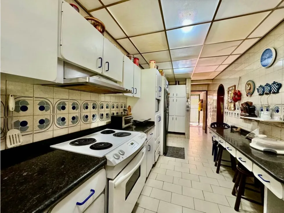 Se vende casa 1.450m2 9h/10b/9p Prados del Este - 23