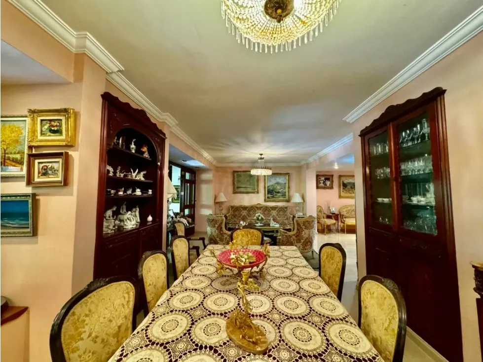 Se vende casa 1.450m2 9h/10b/9p Prados del Este - 55