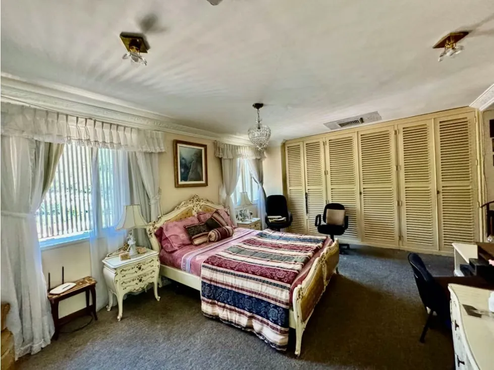 Se vende casa 1.450m2 9h/10b/9p Prados del Este - 68