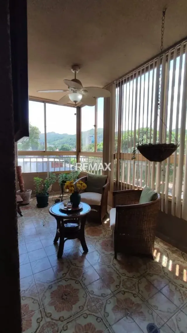 Apartamento en venta en la Urbanización Carabobo, a pocos metros de la Avenida Bolivar Norte y la Viña - 6